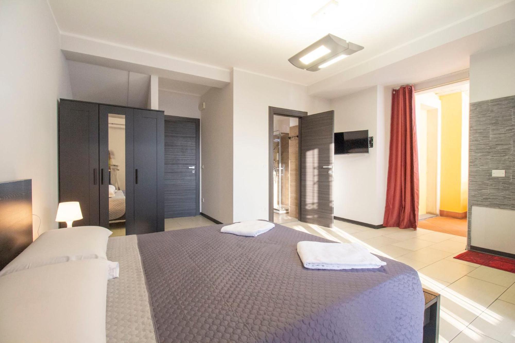 Royal Playa Suite And Apartament -Private Parking- Self Chek Out CTA Exterior foto